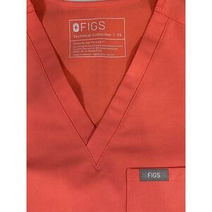 FIGS Women's Technical Collection Coral Scrub Top Pants Set XS